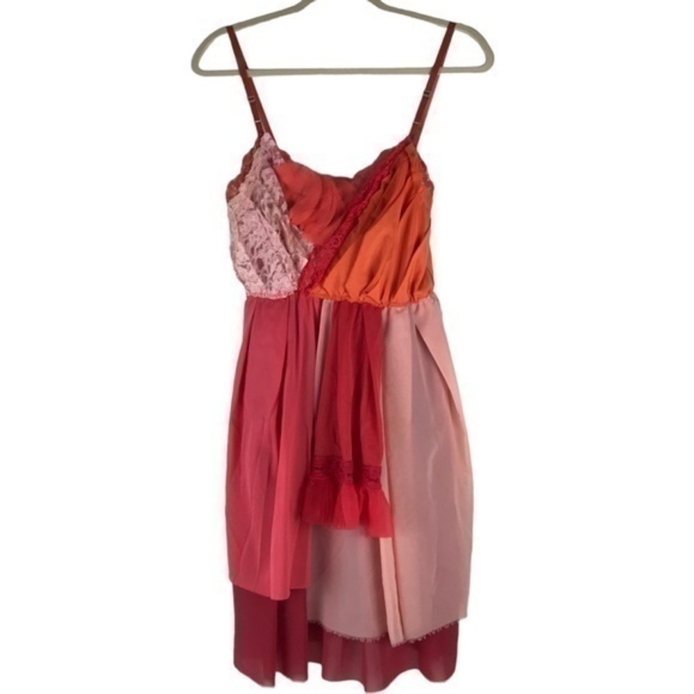 Armour sans Anguish pink lace sleeveless dress